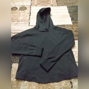 Lululemon Sweatshirt 🖤